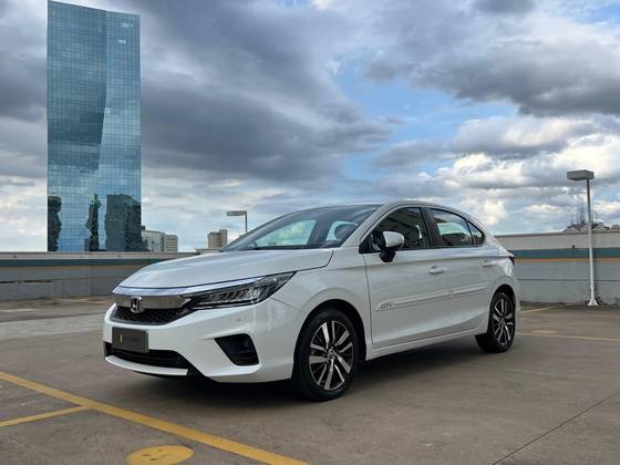 HONDA CITY 1.5 i-VTEC FLEX HATCH TOURING CVT